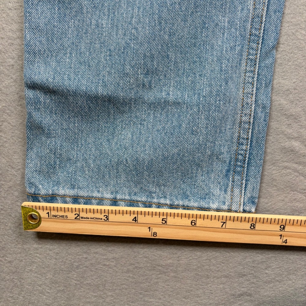 Levis 550 Relaxed Fit Tapered Leg Jeans Mens 32x34 Light Stonewash Blue - Picture 9 of 14
